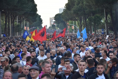 &quot;Rama ik! S&#039;ka zgjedhje pa opoziten&quot;, nis protesta kombëtare (VIDEO)