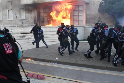 LAJM I FUNDIT/ Dy të plagosur në protestën e opozitës