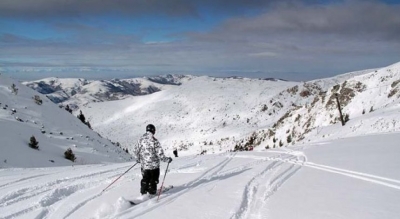 Tre skiatorë humbin jetën nga orteku, një tjetër i zhdukur
