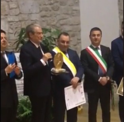 VIDEO/ Ish-kryeministri Berisha në Itali, nderohet me çmimin ndërkombëtar &#039;Bonifacio VIII&#039;