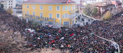 Valvulat e shkarkimit, Kali i Trojës në protestën e studentëve