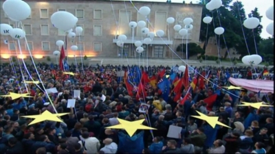 Nesër DEMONSTRATË në Tiranë. Opozita GATI të rrëzojë Regjimin!