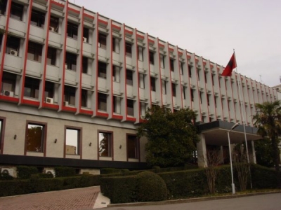 Dëbimi i diplomatit rus nga Shqipëria/ VOA zbulon të tjera detaje: Sekretari i dytë i Ambasadës! Nuk respektoi…