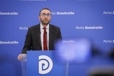 Bardhi denoncon aferën e Veliajt:Në mesin e krizës, shpronësoi pronën publike për interesin e oligarkut.