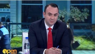 Laboratori i kokainës në Fier, Balliu: S&#039;kalon drogë pa lejen e Ramës! Deputetët e PS kërcënohen nga...