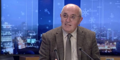 Besnik Mustafaj analizon deklaratën e Ambasadës Amerikane: Në favor të kauzës së opozitës