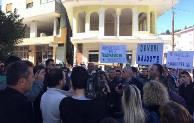 Protesta/ Tritan Shehu: Terror në Këlcyrë në mbrojtje të abuzimit e arrogancës qeverisëse