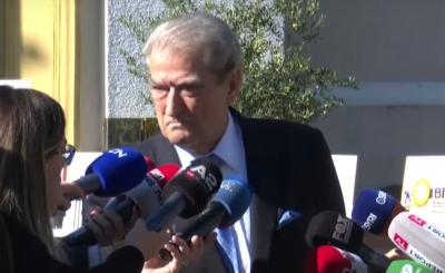 Berisha: Të gjithë të rinjtë të ngrihen në protestë për vrasjen e Lear Kurtit