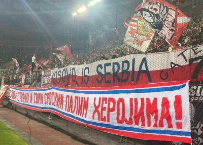 Skandal në sfidën Olympiakos-Aris/ Tifozët grekë shpërthejnë në kor: ‘Kosova është Serbi’