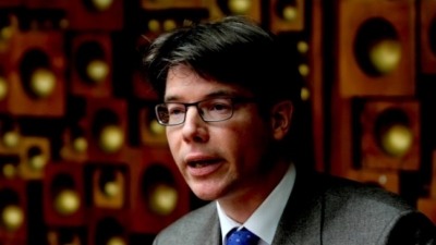 Historiani Oliver Schmitt: Nuk do të votoja në zgjedhje me një kandidat