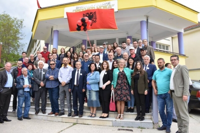 Manifestimi “Takimet poetike në Sharr&quot;, tuboi poetë të njohur nga të gjitha trevat etnike shqiptare 
