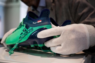 Sezon i suksesshëm, këpucët e Salah &quot;përfundojnë&quot; në Muzeun Britanik