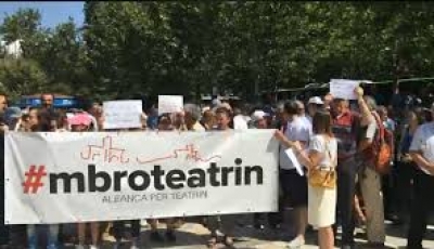 Shembja e Teatrit, sot protestë në Tiranë para Kuvendit
