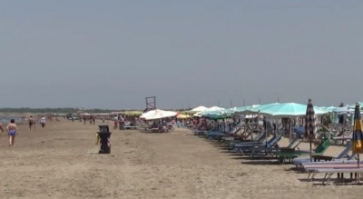 Betonizimi mbulon bregdetin shqiptar, vetëm një plazh i ka shpëtuar
