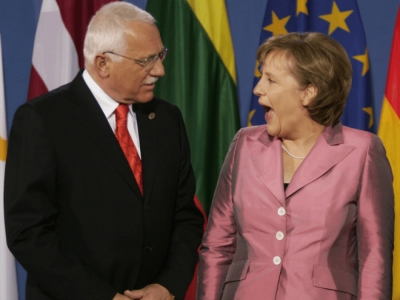 Václav Klaus: Marrëveshja Schengen dhe euro do të duhej të rishikoheshin dhe jo emigrim në masë