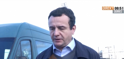 “Jemi dy shtete, por një komb”, Kurti flet nga Durrësi: Qeveritë tona duhet t’i përgjigjen krizës