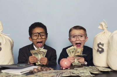Studimi: Fëmijët kuptojnë vlerën e parave nga mosha 10 vjeç