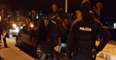 RENEA zbarkon në Elbasan, Belsh dhe Cërrik! Kontrollohen automjete luksoze dhe...