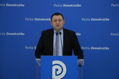 Tenderi i paracaktuar i sistemit të ri të faturimit të biznesit, zhvatje e re për biznesin, për të mbushur xhepat e familjes dhe miqve të Ramës