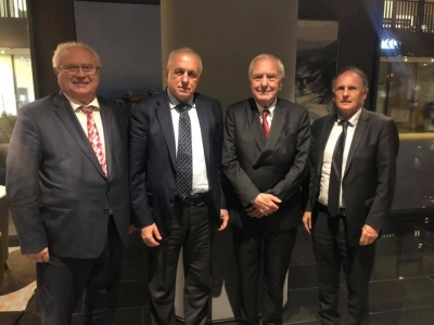 Tritan Shehu, takim me tre Senatorë të Francës, diskutohet situata politike në vend