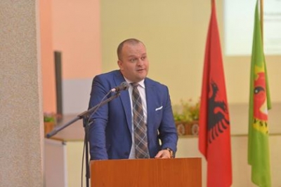 Elbasan, Florjan Kalaja promovon librin “Dilema Kushtetuese II”