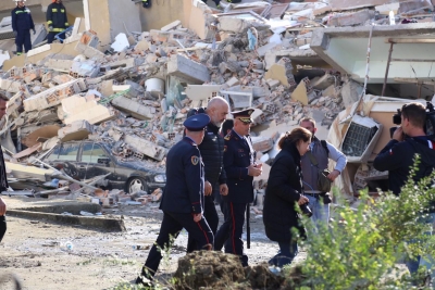 ‘Na keni dhënë më shumë shkolla’/ Rama kthen ‘rindërtimin’ në gallatë