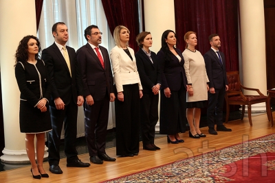 Emrat kandidatë për kryeministër që pranon Opozita për Qeverinë Tranzitore