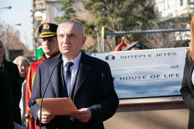 Shqipëria, &quot;Shtëpi e Jetës&quot; për shpëtimin e hebrenjve, Meta: Kurrë më genocid!