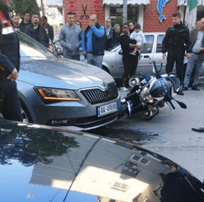 Denoncimi/ Drejtori i Ujësjellësit të Durrësit aksidenton punonjësin e policisë