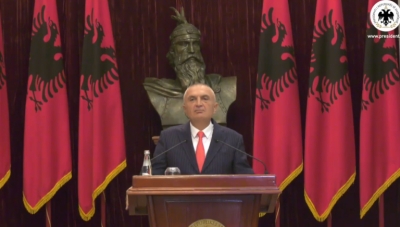 “Dialog sa më parë pa u përshkallëzuar situata me pasoja”, Presidenti Meta me apel të fortë për Qeverinë