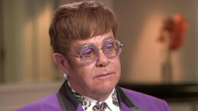 Shtyhen për vitin 2021 koncertet e Elton John