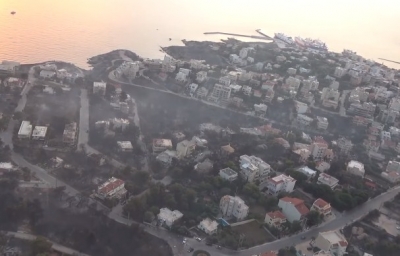 Pamje dramatike të zjarrit në Greqi të filmuara nga ajri (VIDEO)