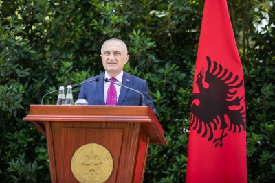 Presidenti Meta: Institucionet të reagojnë për revanshin e krimit në qytetet kryesore të vendit