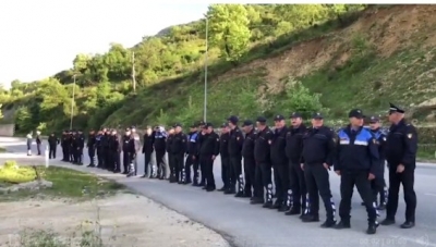 Nis hakmarrja e qeverisë/ 5 të ndaluar në Tepelenë, mes tyre kreu i degës së PD-së