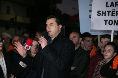 Basha nga protesta e &#039;Astirit&#039;: Rrënjët e Ramës janë në krimin e organizuar, i ka ditët e numëruara