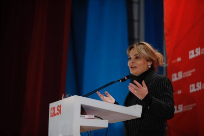 Kryemadhi fton të rinjtë në protesta në ditët e ardhshme