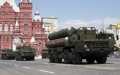 SHBA paralajmëron Rusinë mbi shitjen e raketave në Siri