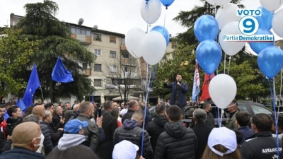 “Do rikthehem në kullën e Sahatit si kryeministër”, Basha nga Peqini: Ndryshimi po vjen, dëshpërimi dhe heshtja që ka pllakosur do të marrin fund pas 25 prillit!