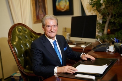 Sali Berisha publikon mesazhin e ardhur nga Franca