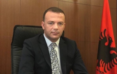 Valdrin Pjetri nën akuzë, Prokuroria e Tiranës regjistron procedimin penal, si i shpëtoi hetimit të SPAK dhe ‘loja’ me një shkronjë