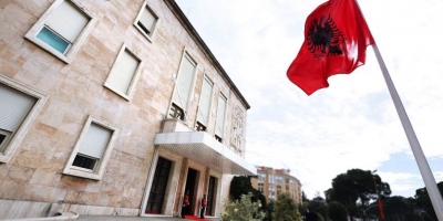 Ndarja e Shqipërisë në 4 rajone,Shoqata e Bashkive:Vendim arbitrar, pushteti lokal vihet në kontroll të qeverisë