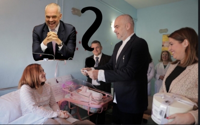 E premtoi me bujë të madhe/ Edi Rama në borxh edhe me bebet e lindura që nga 1 janari 2019!