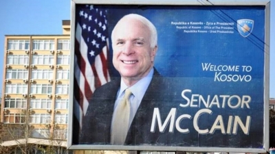 Çfarë tha Senatori John McCain kur vizitoi Kosovën