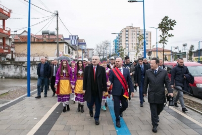 100 vjet nga vdekja e Ismail Qemalit/ Presidenti Meta në përurimin e rrugës me emrin e tij në Bashkinë Kamëz