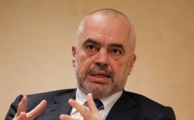 Qeverimi ka mbërritur nivelin e komunikimit publik të Ali Komikut