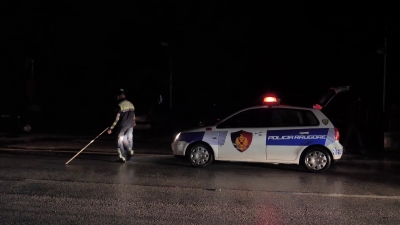 Aksident në Rrogozhinë-Kavajë, një person i plagosur