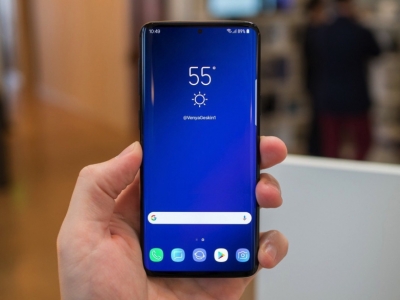 Rekorde shitjesh për serinë e smartfonëve SamsungGalaxy S10