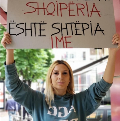 Një nate në qeli prej Borchartd/ flet Ana Azizaj: Qeveria t’i trembet popullit
