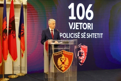 Studentët po dhunohen? Lleshaj: Policia po bën punën e saj!