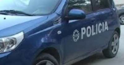 Vlorë/ Policia përplas një mjet tip “BMW”, lëndohet drejtuesi